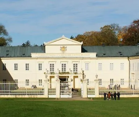 Lazensky Dum Sarka
